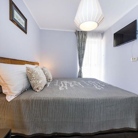 Ema 2Br Apt. In Old Town Centre ザダル エクステリア 写真
